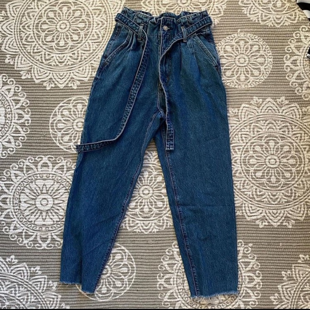 Paper Bag Pants!